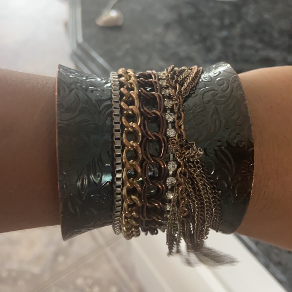 Bracelet - Picture 3 of 3